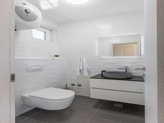 Apartment Kaštel Lukšić Features 13