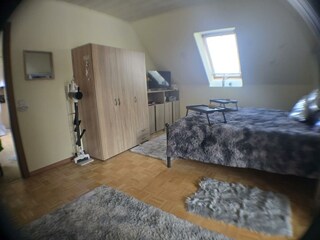 Schlafzimmer  (5)