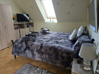 Schlafzimmer  (7)