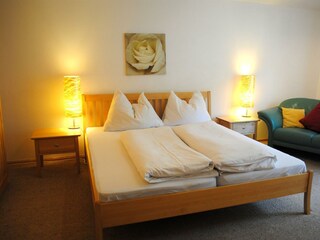 64-Rose Schlafzimmer 3