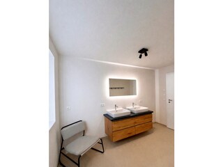 Badezimmer 1