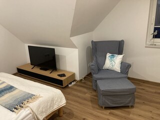 Schlafzimmer 2 Entspannung und Unterhaltung