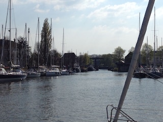 Blick in einer der Jachthäfen in Medemblik