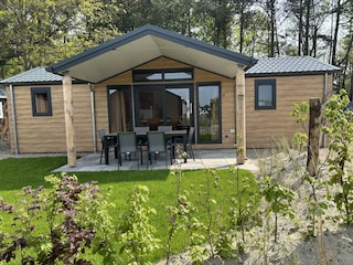 Strandchalet mit eigenen Garten