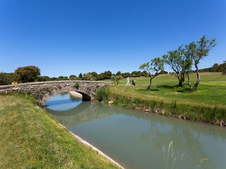 Parc de vacances Saumane-de-Vaucluse Environnement 24