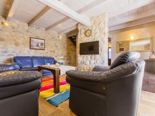 Villa Duge Njive Características 12