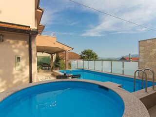 Vakantiehuis Dusina  35