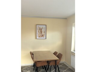 EB92AF31-132B-4002-A619-C1C2A0A01181