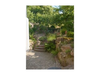 Zugang zum Garten und Wald