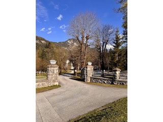 Einfahrt Grubhof 175 A und B