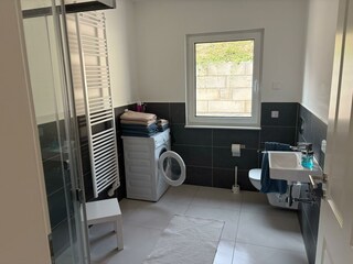 Badezimmer Wohnung Erdgeschoss