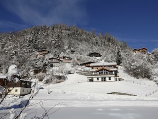 Alpenchalet am Wildkogel mit See