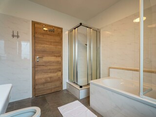 05_Chalet_Gretl_by_we_rent_bathroom