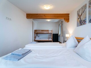 23_Chalet_Gretl_by_we_rent_bedroom