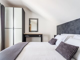 Ferienwohnung Bol Ausstattung 17