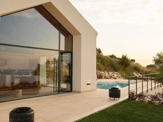 Villa Briatico Outdoor Recording 1