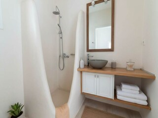 Villa Tourlos Features 30