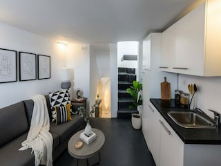 Apartment Perissa Features 19