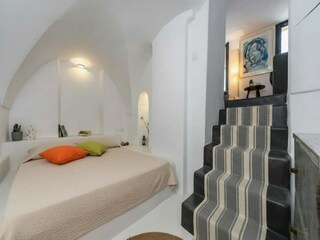 Apartment Perissa Features 6