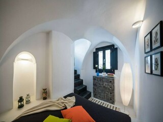 Apartment Perissa Features 30