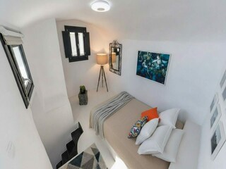 Apartment Perissa Features 7