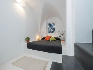 Apartment Perissa Features 15