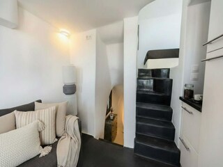 Apartment Perissa Features 18