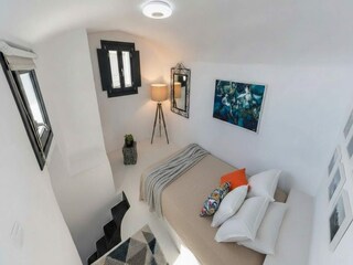 Apartment Perissa Features 15