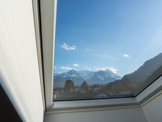 Dachgeschoss, Bergblick