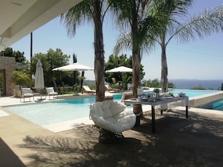 Villa Patra Outdoor Recording 11