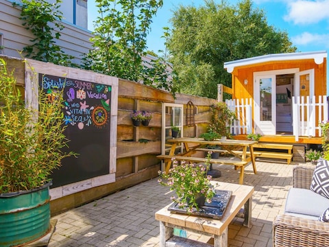 Holiday house In Ons Tuintje