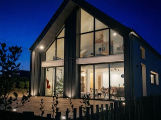 die Villa Kap 221 in der Nacht