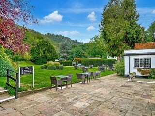 Holiday house Guildford  48