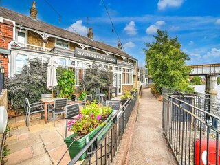 Casa per le vacanze Feltham Registrazione all'aperto 6