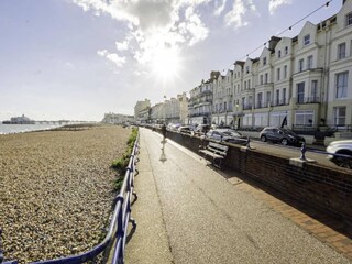 Apartment Eastbourne Outdoor Recording 1