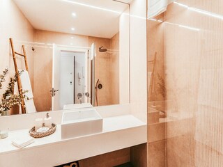 Apartment Almada Ausstattung 12