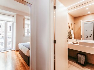 Apartment Almada Features 12