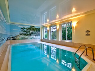Schwimmbad im Haus