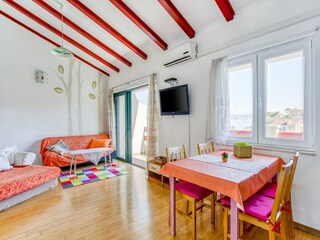 Apartment Stomorska Ausstattung 13