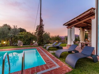 Villa Massarosa Outdoor Recording 17