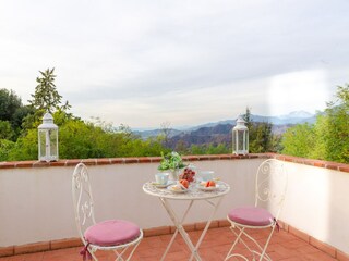 Villa Massarosa Outdoor Recording 7