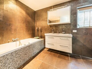 Villa Bergen (Holland) Features 19