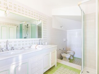 Badeszimmer 2