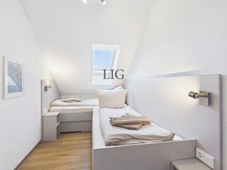 2. Schlafzimmer I
