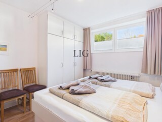 Schlafzimmer III