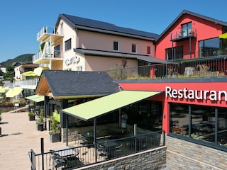 Restaurant - Terrasse - Weinschop