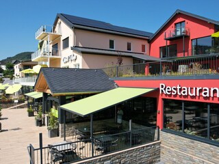 Restaurant - Terrasse - Weinschop