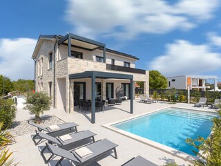 Villa Cesarica
