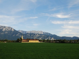 Kloster Reisach vor dem Kaisergebirge