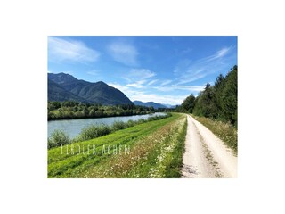 Die Radwege vor dem Haus.